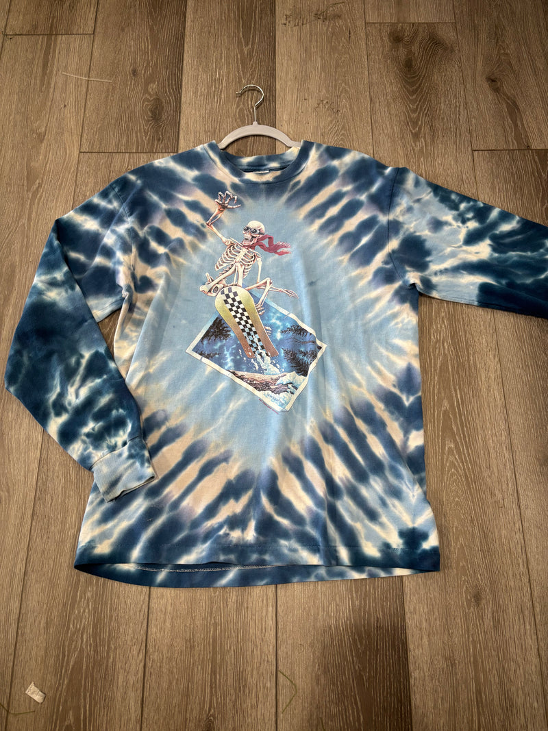 Snowboarding Skeleton